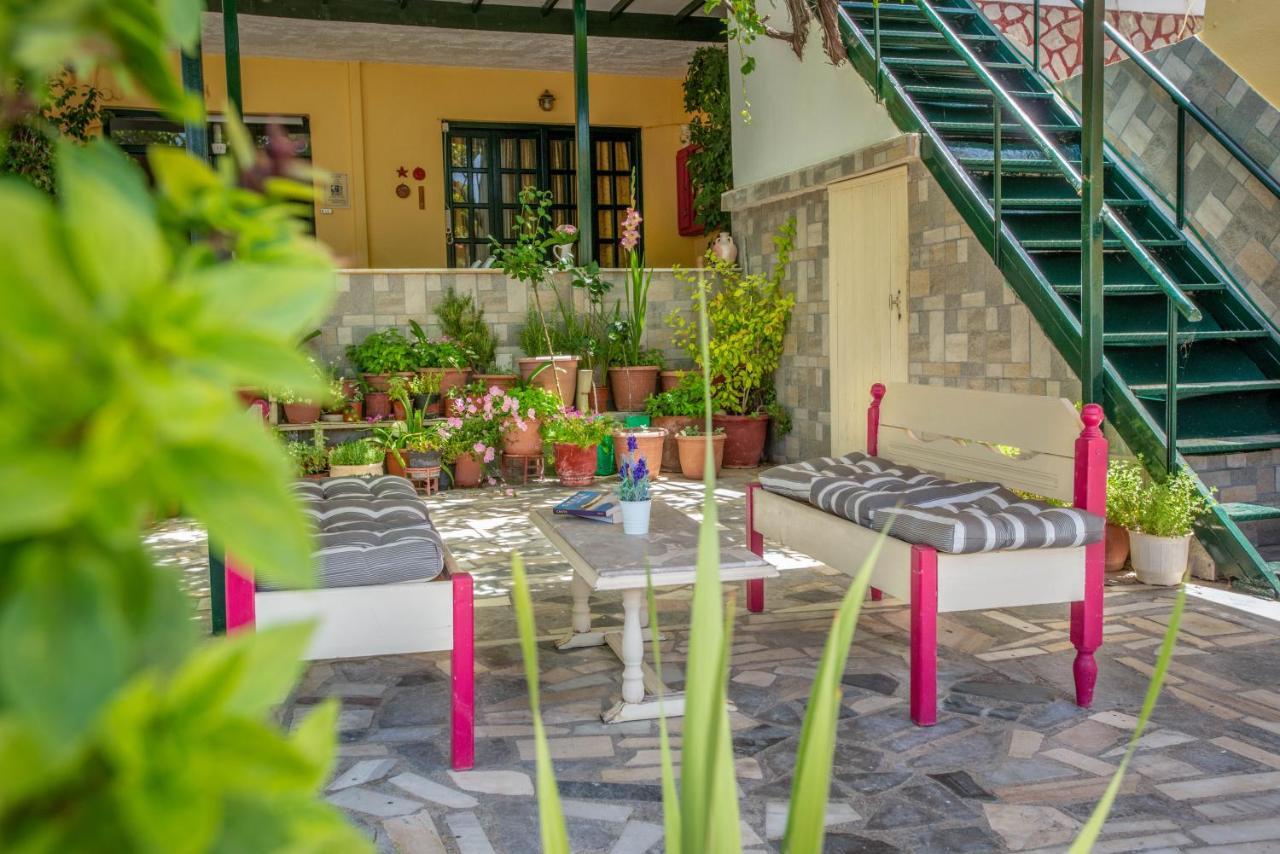 Galini Apartments Ideal For Family Near The Beach Kalamaki  Exterior photo